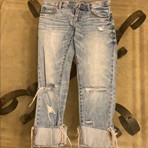 Distressed boyfriend jeans